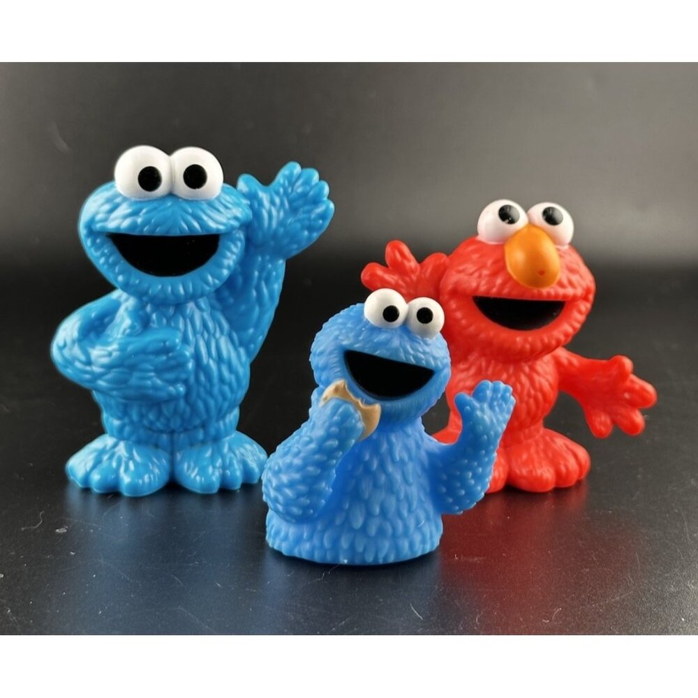 Sesame Street Elmo 2.5” & Cookie Monster 3” Figures Cake‎ Toppers Hasbro 2013